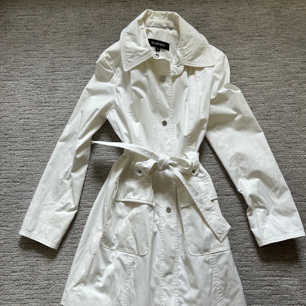 Ellen Tracy Women’s Trench Coat Size XS White Belt Long Jacket